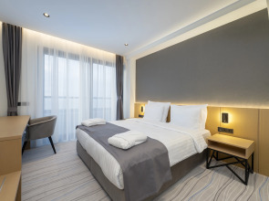 Hotel The Grandeur Batumi