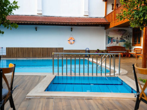 Oscar Boutique Hotel