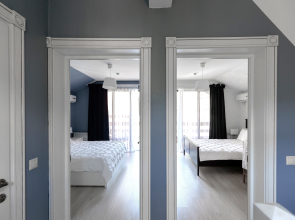 Частный Дом напротив казино с личной парковкой