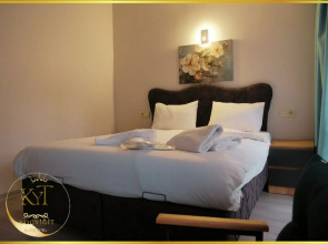 Отель Kocyigit Suite