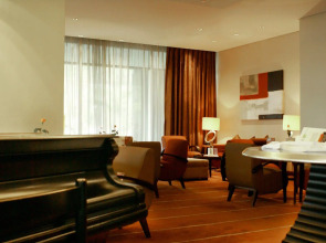 Отель Sheraton Kampala