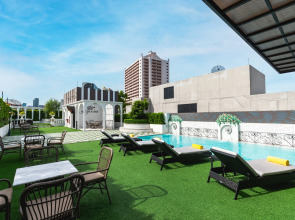 Отель The Quartier Hotel Phrom Phong - Thonglor Bangkok by Compass Hospitality