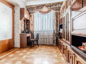 Квартира в Тихом центре Парк Челюскинцев 4 ком.кв.