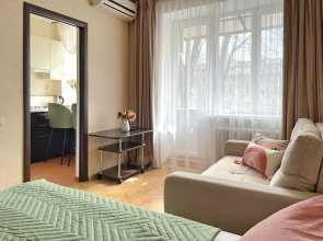 Уютная квартира на Бродвее с балконом