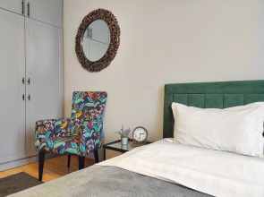 Апартаменты M.O.O.N. APARTMENTS Seifullina 500