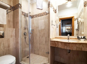 Отель Космонавт