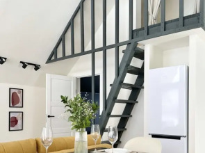 Частный Дом Барнхаус №4 с инфракрасной сауной и горячим Чаном на 6 человек