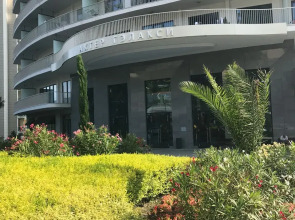 Апартаменты Четырехкомнатные Актёр Гэлакси