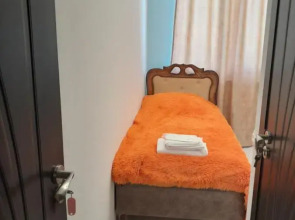 Отель Layros & Andersen