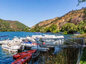 Отель The Lodge at Blue Lakes
