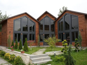 Отель Taniqinn Dilijan Cottages