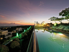 Отель MaxOneHotels Bukit Jimbaran