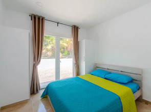 Апартаменты Color Cyprus Amozoniu