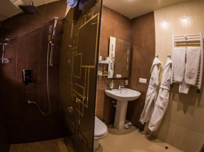 Курортный отель Elegant