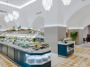 Отель The Arkin Colony