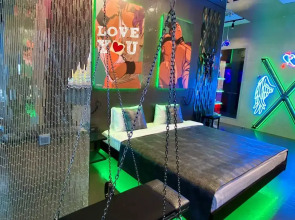 Апартаменты +18 Агат Apart Energy с Панорамным Видом и Джакузи