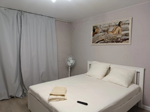 Апартаменты Лунная 43В