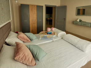 Апартаменты На Панской