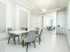 Апартаменты 3х комнатные Vip Репина 4 Центр