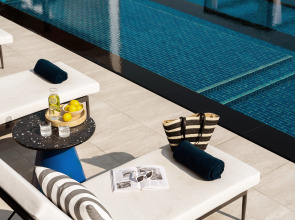 Отель TRIBE Living Bangkok Sukhumvit 39 by AccorHotels