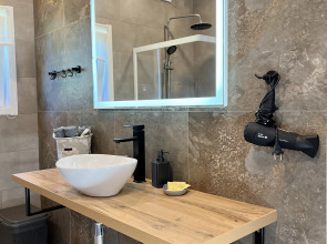 Частный дом Барнхаус у Озера