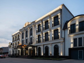 FRANKFORT Expo Hotel&Spa