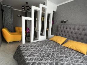 Апартаменты на Металлургов 13