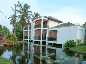 Отель Amaluna Resorts