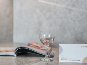 Апартаменты Welcome Home с видом на море 2 Спальни