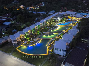 Отель Vannee Golden Sands Resort