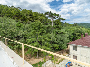 Гостевой дом Над Ялтой