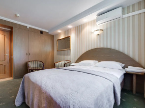 Отель КУ-КУ 2