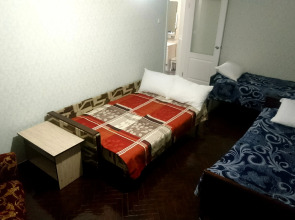 Апартаменты на Советской Конституции 7