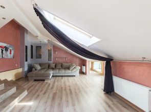 Квартира Мансардная Квартира в Центре Города