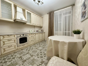 Апартаменты на улице Родионова 192