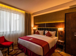 Отель Ramada and Suites by Wyndham Yerevan