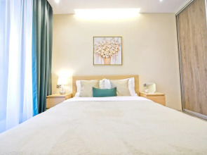 Апартаменты с Балконом Elite Apartments