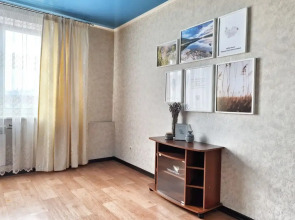 Апартаменты на улице Комарова 127Б