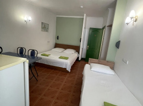 Мини-Отель Тополя