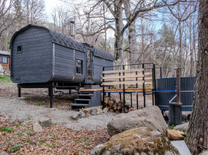 Шале Aishah House