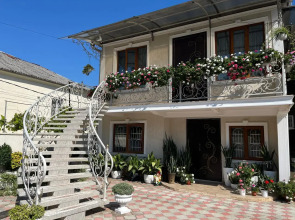 Гостевой дом Цветочный рай