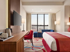 Отель Ramada and Suites by Wyndham Yerevan