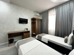 Отель Grand Zamin Hotel