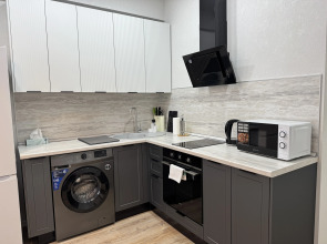 Квартира Новая Евродвушка недалеко от Аэропорта