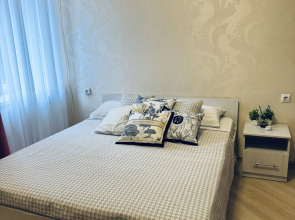 Апартаменты Red на Комарова 45