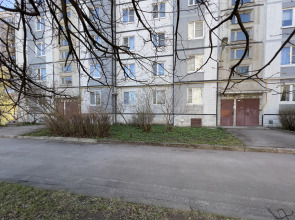 Квартира Атмосфера Уюта в Спальном Районе с Бесконтактным Заселением