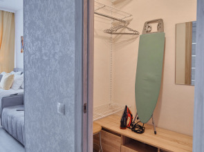 Апартаменты RentPlaza возле Центра