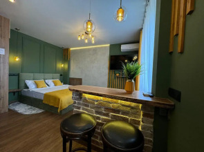 Апартаменты Авторские в комплексе с сезонным бассейном