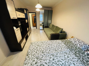 Апартаменты Квартирка ХМ на Мира 98