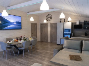 Коттедж Шале-солнечный